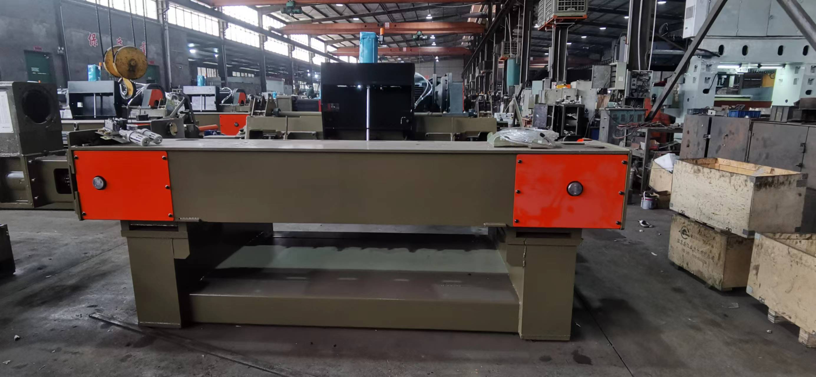 Automatic Veneer Peeling Machine