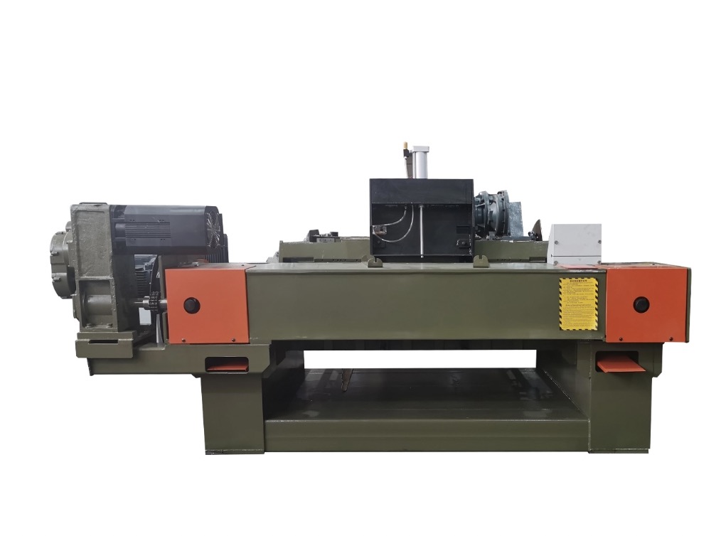 Spindle Veneer Peeling Machine