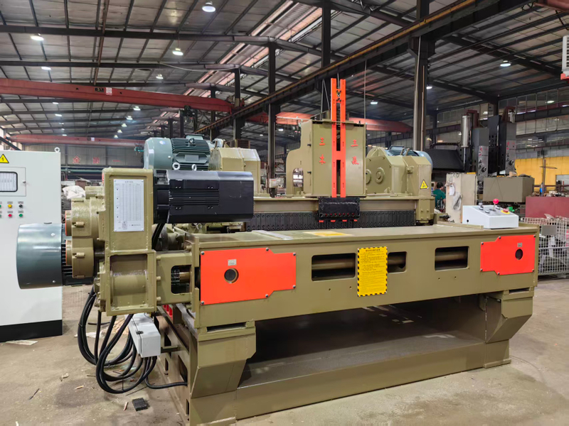 Teeth-roller & Nose Bar Spindleless Veneer lathe
